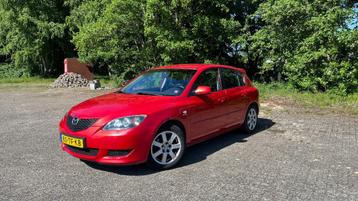 Mazda 3 1.6 Hatchback 2006 Rood Nieuwe APK! beschikbaar voor biedingen