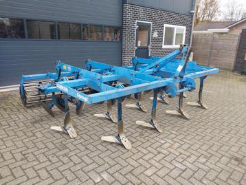 Lemken Smaragd 9 / 400 Vleugelschaar Cultivator beschikbaar voor biedingen