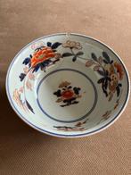Imari Kom 22 cm doorsnee, restauratie object, Antiek en Kunst, Antiek | Porselein, Ophalen of Verzenden