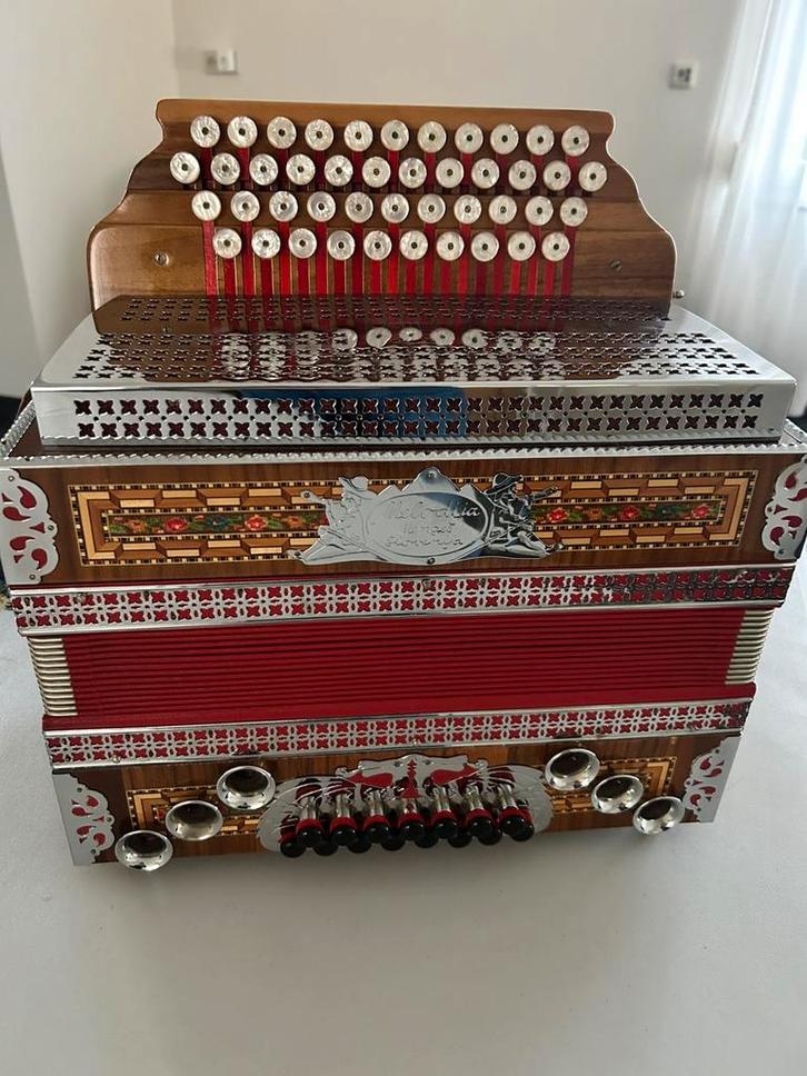 Steirische harmonica B Es As Des Melodija, Muziek en Instrumenten, Accordeons, Zo goed als nieuw, Knopaccordeon, Overige formaten