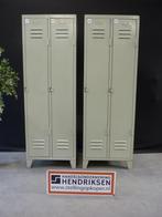 Fraaie locker / oude lockerkast / vintage kledinglocker 2-dr, Gebruikt, Ophalen of Verzenden, Oldscool, Nb