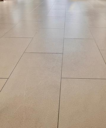 Te koop laminaat kleur beige beschikbaar voor biedingen