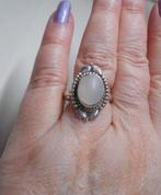 Zilveren vintage ring met mooie steen maat 18.75 nr.229, 18 tot 19, Gebruikt, Verzenden, Dame