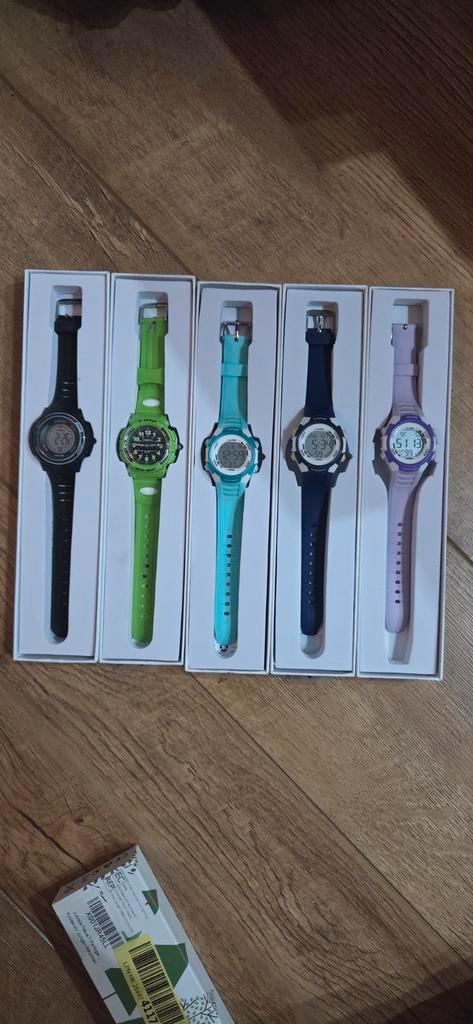 Partij van 8 kinderhorloges, Sieraden, Tassen en Uiterlijk, Horloges | Dames, Gebruikt, Polshorloge, Overige merken, Kunststof