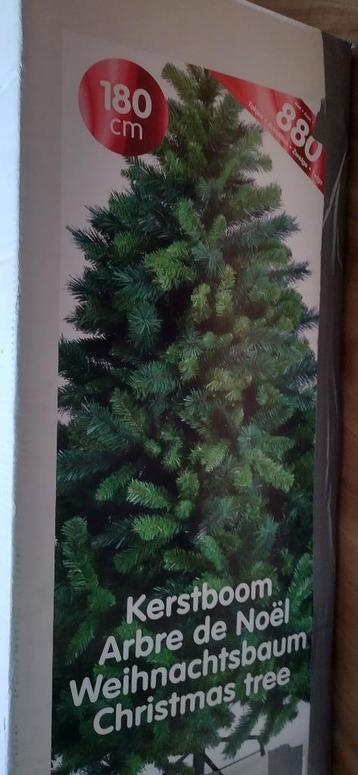 Kunstboom / Kerstboom beschikbaar voor biedingen