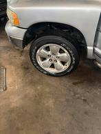 Set 20 inch velgen met banden Dodge ram 1500, Ophalen, Dodge