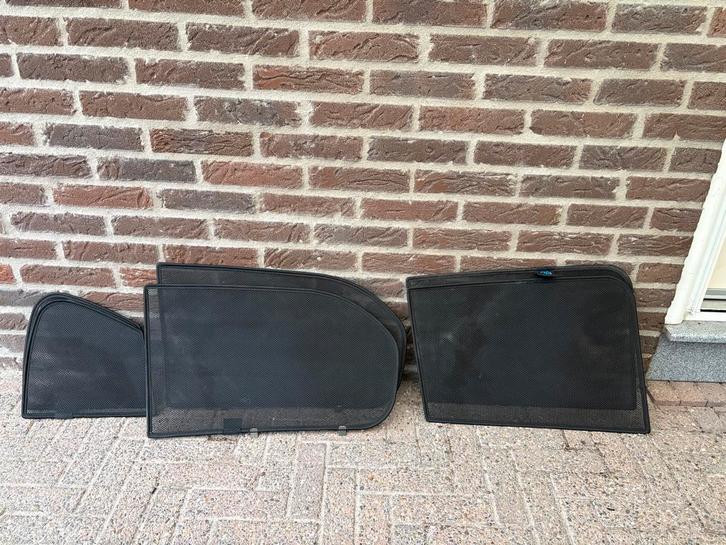 Zonnescherm BMW 1 serie (2011-2019) 5-deurs - 6 delig, Auto-onderdelen, Interieur en Bekleding, BMW, Gebruikt, Ophalen of Verzenden