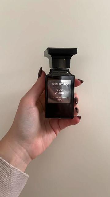 Tom Ford oud wood 50ML beschikbaar voor biedingen