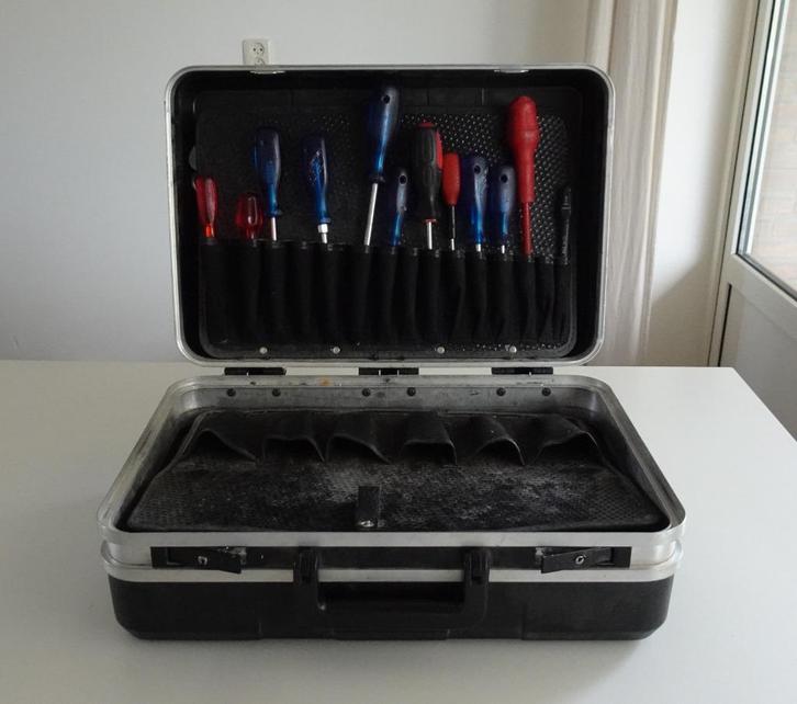 Parat Gereedschapskoffer met Gereedschap, Doe-het-zelf en Verbouw, Gereedschapskisten, Zo goed als nieuw, Gevuld, Ophalen