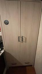 Mooie opbergkast met hang- en legplanken, Huis en Inrichting, Kasten | Kledingkasten, Zo goed als nieuw, 150 tot 200 cm, Overige houtsoorten