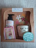 Cadeauverpakking met bloempotje, zaadjes en handzeep, Ophalen of Verzenden, Nieuw, Bad & Douche