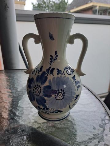 Authentieke handgeschilderde Delfts Blauwe vaas (ca. 1900) beschikbaar voor biedingen