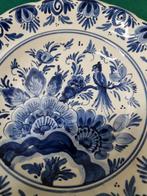 wandbord delfts blauw met bloemen en vogel zeldzaam, Ophalen of Verzenden