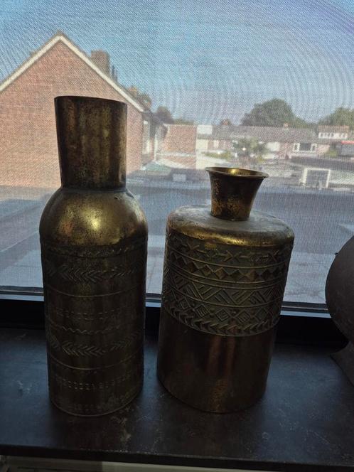 Ijzeren vazen goud 2x, Huis en Inrichting, Woonaccessoires | Vazen, Nieuw, Overige kleuren, Minder dan 50 cm, Overige materialen