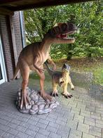 2 Polyester Dinosaurus Beelden, Verzamelen, Beelden en Beeldjes, Ophalen of Verzenden, Zo goed als nieuw, Dier
