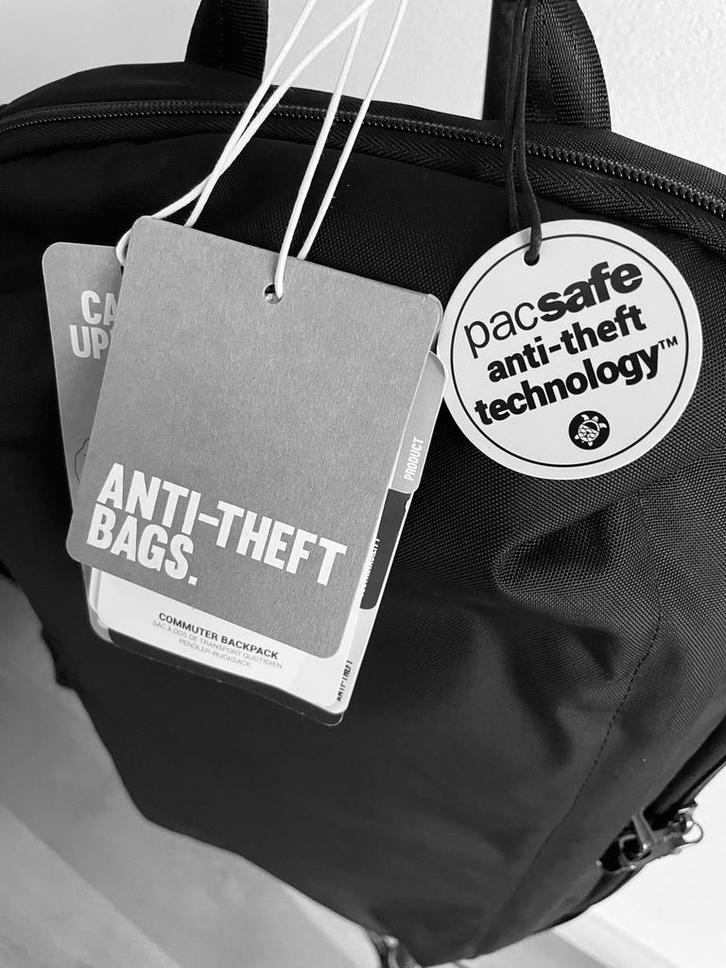 Pacsafe rugzak voor 16” laptop - Zo goed als nieuw!, Sieraden, Tassen en Uiterlijk, Tassen | Rugtassen, Zo goed als nieuw, Overige merken