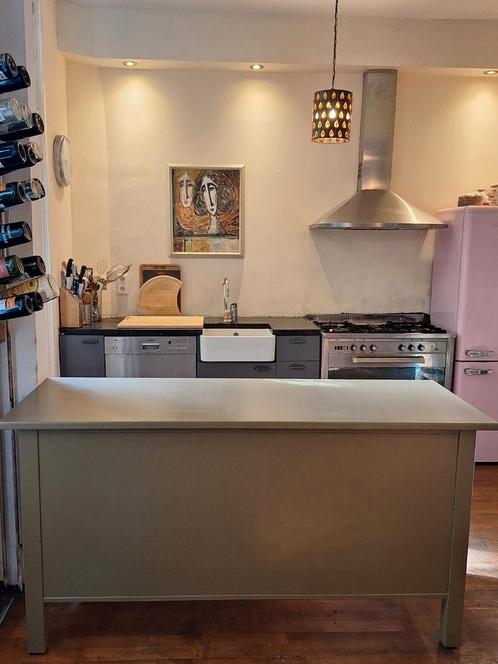 Olijfgroen robuust IKEA keukenblok, Huis en Inrichting, Keuken | Keukenelementen, Gebruikt, Minder dan 100 cm, 150 tot 200 cm