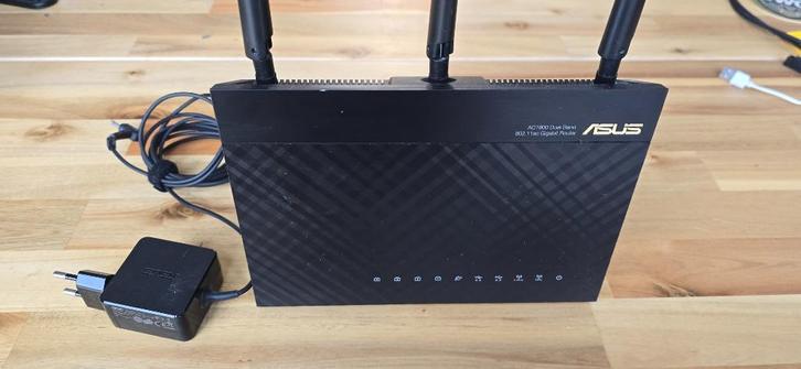 ASUS RT-AC68U – AI mesh router, Computers en Software, Routers en Modems, Zo goed als nieuw, Router, Ophalen of Verzenden