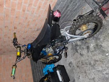 Pitbike 125cc beschikbaar voor biedingen
