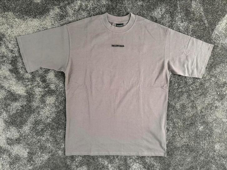 Nieuw Balenciaga Logo Shirt Grijs | Maat L | Topkwaliteit, Kleding | Heren, T-shirts, Nieuw, Maat 52/54 (L), Grijs, Ophalen of Verzenden