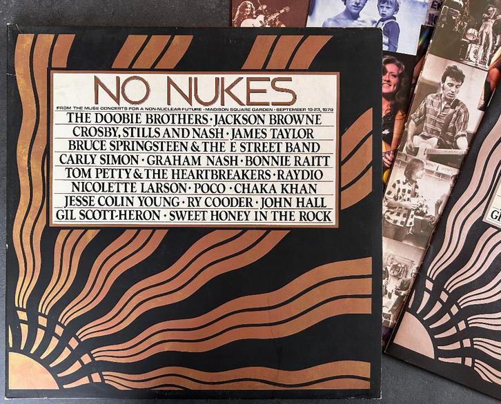 NO NUKES - (Springsteen, CSN, Tom Petty, Doobies+++ 3LP set), Cd's en Dvd's, Vinyl | Rock, Zo goed als nieuw, Poprock, 12 inch