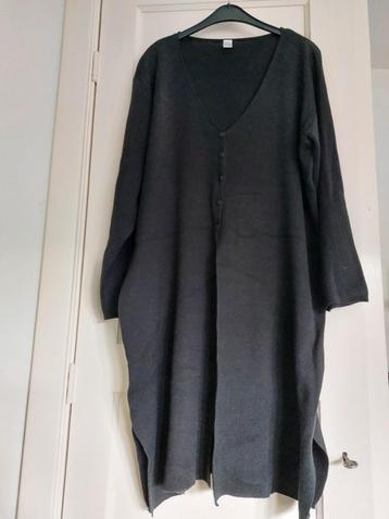 lang zwart damesvest, maat 48/50 beschikbaar voor biedingen