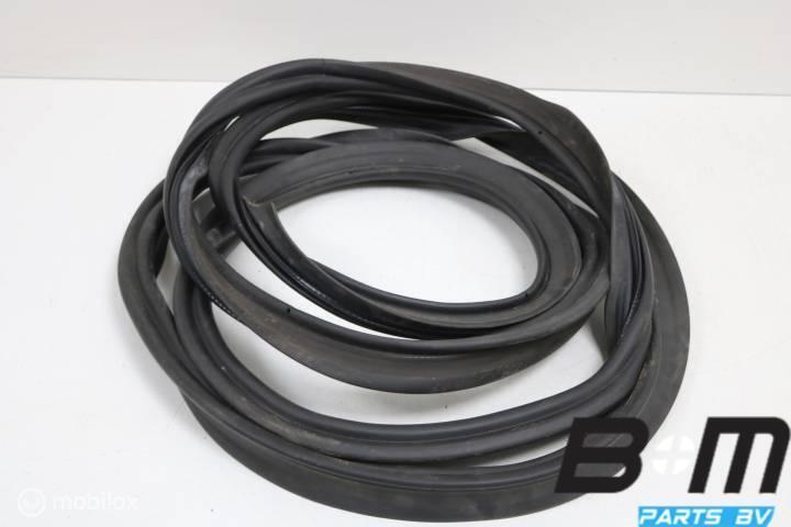 Achterkleprubber Audi A5 8T Sportback 8T882770B, Auto-onderdelen, Interieur en Bekleding, Gebruikt