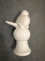 Gipsen vogelbeeld - 22 cm hoog, Tuin en Terras, Ophalen of Verzenden, Gebruikt, Beton, Dierenbeeld