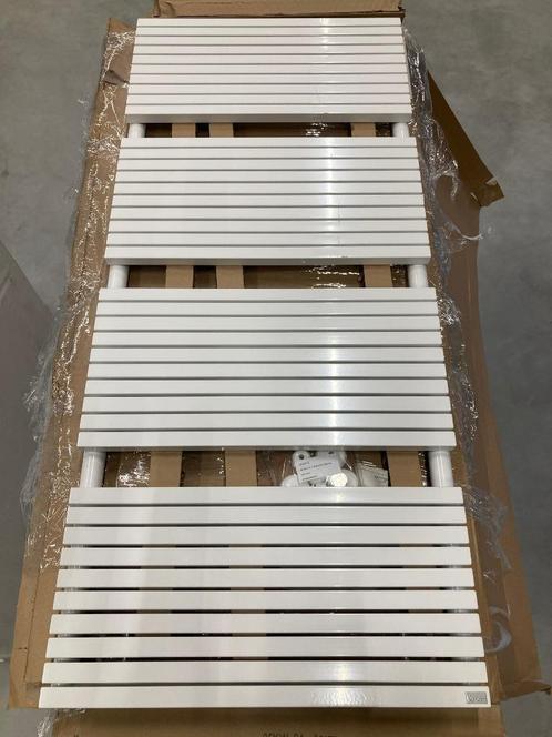 Vasco Carre CB radiator 1375 hoog en 600 breed wit 886 Watt, Doe-het-zelf en Verbouw, Verwarming en Radiatoren, Nieuw, Radiator