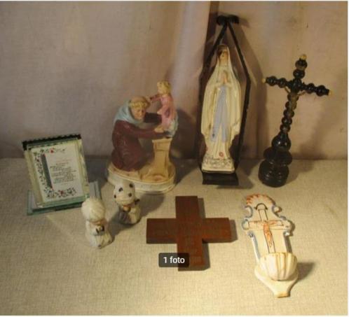 8 Oude Religieuze Voorwerpen, Antiek en Kunst, Antiek | Religie, Ophalen of Verzenden