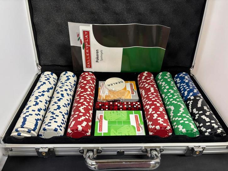 Pokerset in Koffer, Hobby en Vrije tijd, Gezelschapsspellen | Bordspellen, Nieuw, Drie of vier spelers, Reisspel, Ophalen