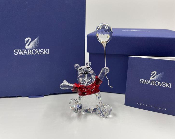 Winnie de Poeh Swarovski 9100/000/079, Verzamelen, Disney, Zo goed als nieuw, Beeldje of Figuurtje, Winnie de Poeh of vrienden