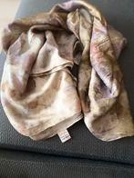 Zijde sjaal met bladprinten, Kleding | Dames, Mutsen, Sjaals en Handschoenen, Zijde, Ophalen of Verzenden, Nieuw, Sjaal