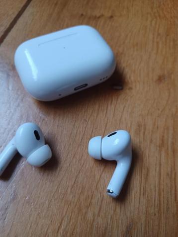 Apple AirPods Pro USB-C  beschikbaar voor biedingen