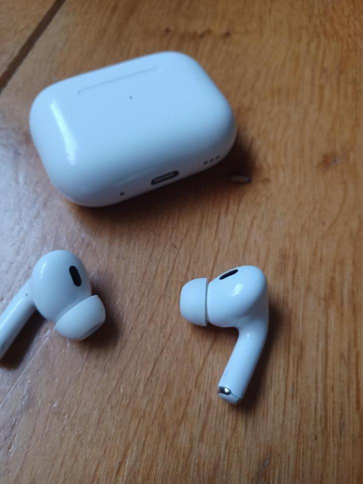 Apple AirPods Pro USB-C, Telecommunicatie, Mobiele telefoons | Oordopjes, Zo goed als nieuw, In oorschelp (earbud), Ophalen of Verzenden