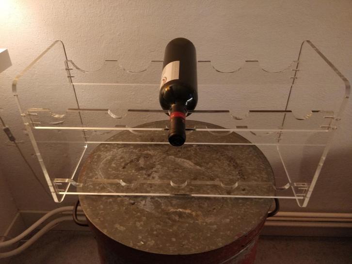 Acryl / Plexiglas Wijnrek – Ruimte voor 10 Flessen, Huis en Inrichting, Woonaccessoires | Wijnrekken, Zo goed als nieuw, Minder dan 50 cm