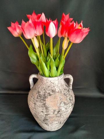 Real touch tulpen/ kunstbloemen AANBIEDING beschikbaar voor biedingen