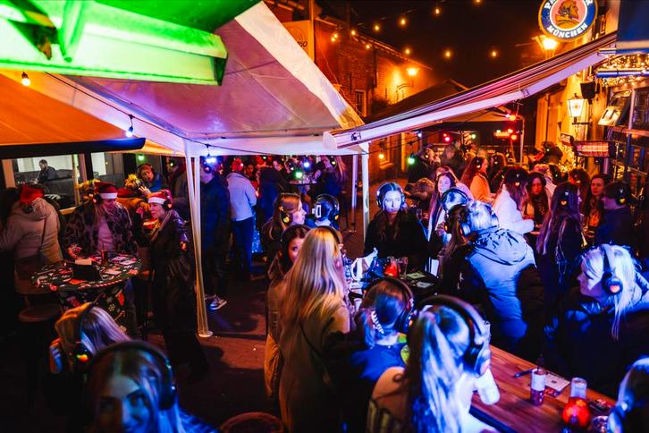 Silent Disco Koptelefoons te Huur, Audio, Tv en Foto, Koptelefoons, Gebruikt, Over oor (circumaural), Overige merken, Draadloos