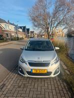 Peugeot 108  Automaat 1.0 E-vti 72pk ETG 5D 2018 Grijs, Auto's, Peugeot, Stof, Zwart, 4 stoelen, Origineel Nederlands