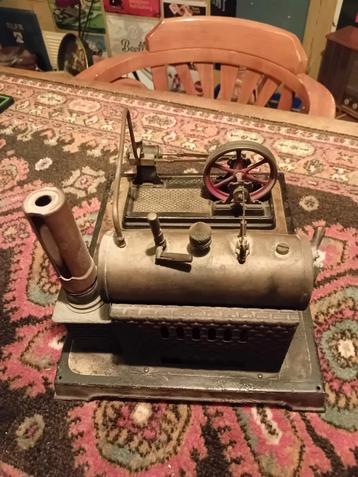 Mooie oude vendex stoommachine.  beschikbaar voor biedingen