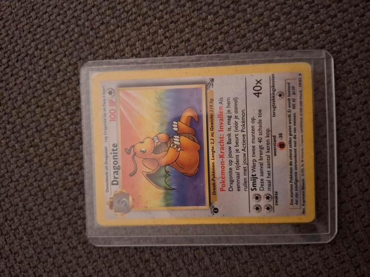 Dragonite fossil, Hobby en Vrije tijd, Verzamelkaartspellen | Pokémon, Zo goed als nieuw, Ophalen of Verzenden