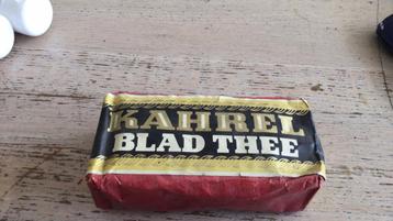 Oud pakje Kahrel Blad Hee. Kahrel thee.Oude levensmiddelen  beschikbaar voor biedingen