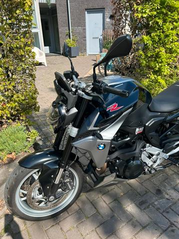 Bmw F900R in nette staat! beschikbaar voor biedingen