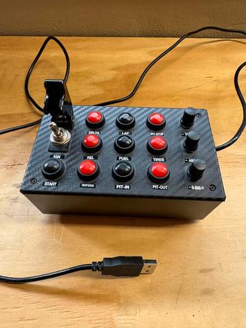 Simracing Buttonbox - Perfect voor jouw setup! beschikbaar voor biedingen