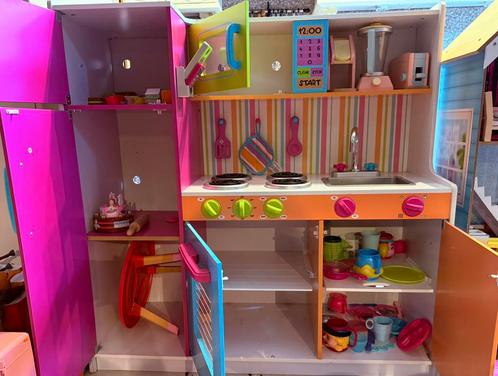 De klassieke Deluxe Big & Bright speelkeuken van KidKraft, Kinderen en Baby's, Speelgoed | Speelkeukens, Zo goed als nieuw, Ophalen of Verzenden