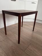 Teak houten bijzet tafel, Huis en Inrichting, Tafels | Bijzettafels, Ophalen, Gebruikt, Hout, Minder dan 55 cm
