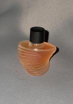 Volle parfum mini - Montana Peau, Ophalen of Verzenden, Zo goed als nieuw, Miniatuur, Gevuld