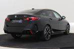 BMW 2 Serie Gran Coupé 220 M Sport Automaat / Panoramadak /, Gebruikt, 156 pk, Met garantie (alle), Zwart