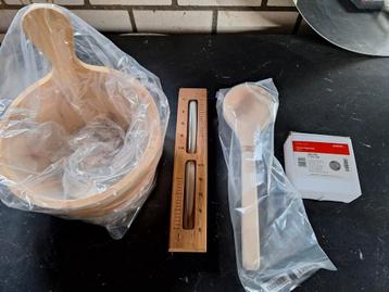 saunaset emmer, lepel, thermo/ hydrometer en zandloper beschikbaar voor biedingen
