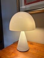 DESIGN LAMP WIT, Huis en Inrichting, Lampen | Tafellampen, Ophalen, Zo goed als nieuw, Kunststof, 50 tot 75 cm